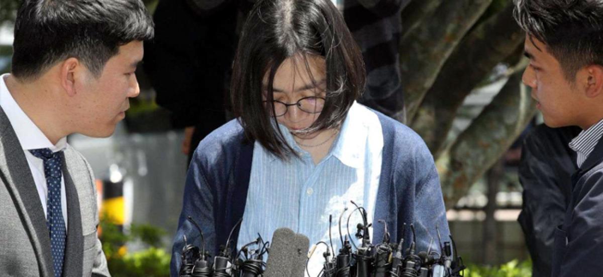 Mother of nut rage Korean Air heiress questioned by police