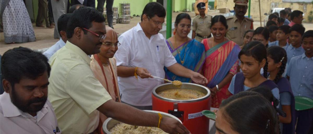 MLA lays foundation stone for Akshayapatra kitchen