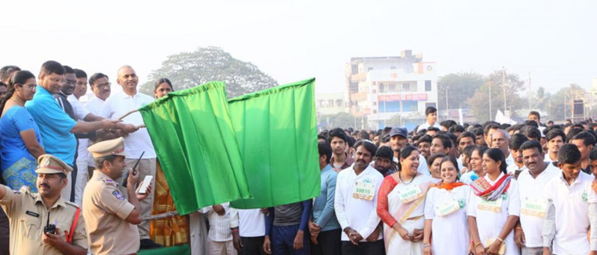 Minister inaugurates central park