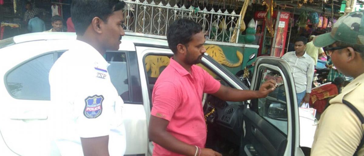 Police conduct special drive to check vehicles in Kothagudem