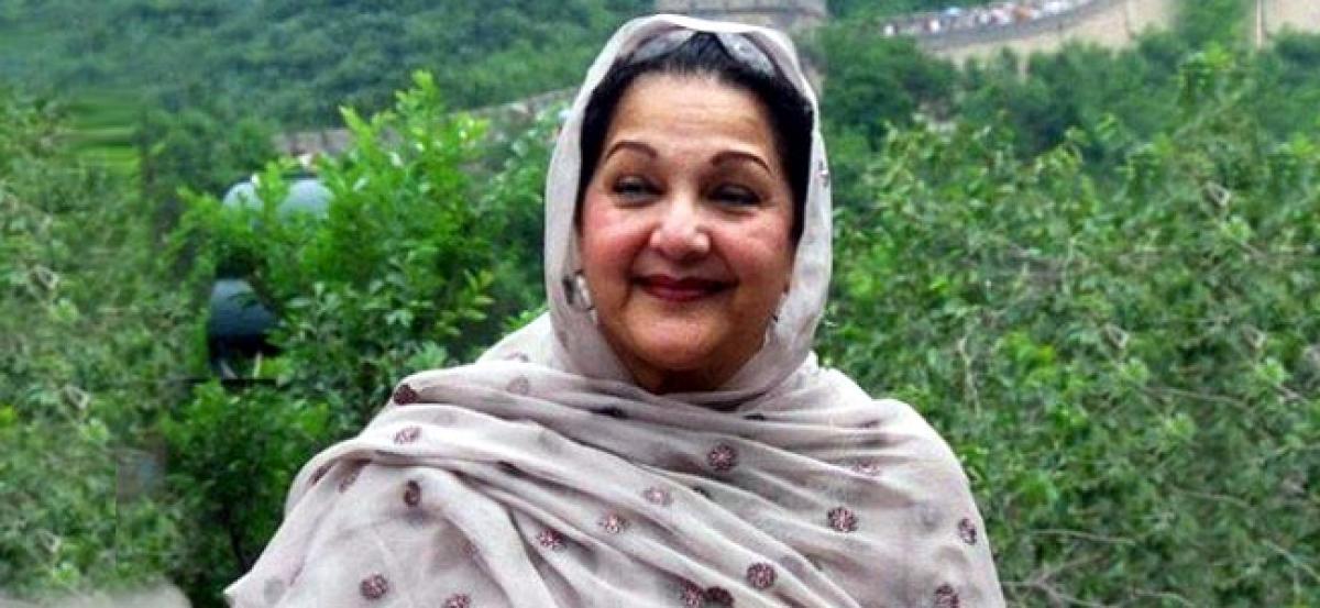 Kulsoom Nawaz discharged from London hospital