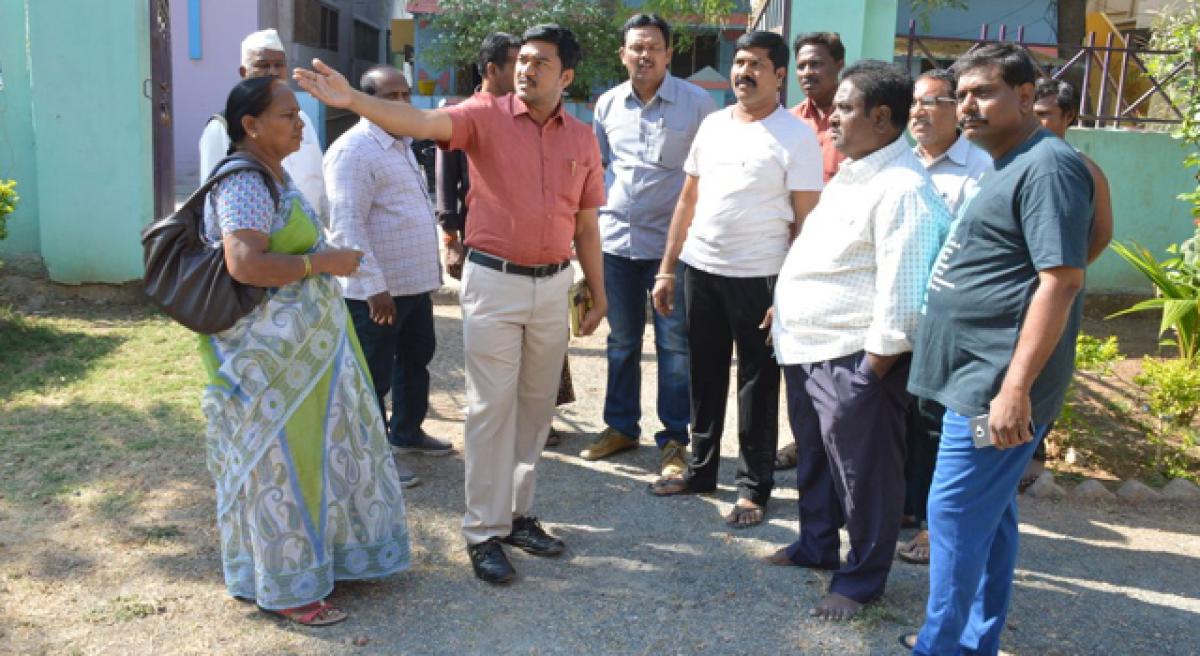 Civic chief assures to develop municipal parks