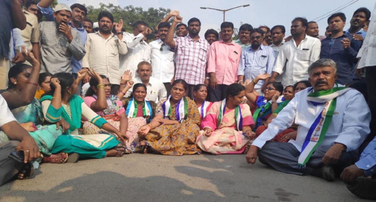 Pre-planned attack on Jagan, alleges YSRCP