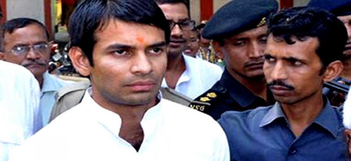 Tej Pratap acused of illegal land grabbing in Bihar