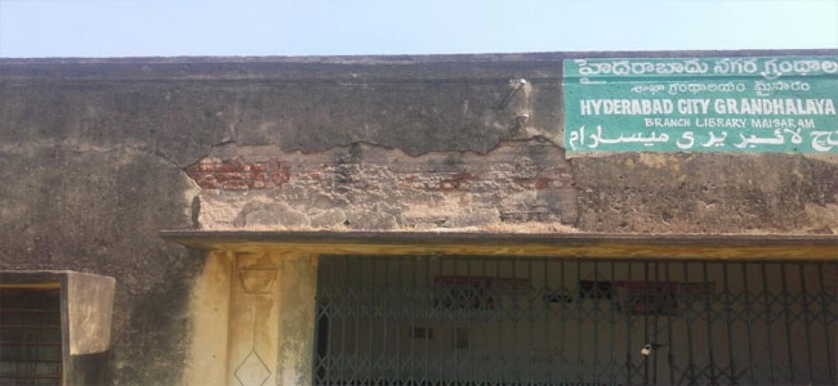 Barkas Library reeling under official apathy