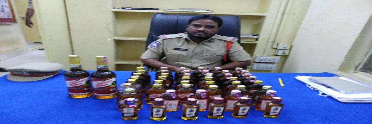 40 liquor bottles seized in Tandur
