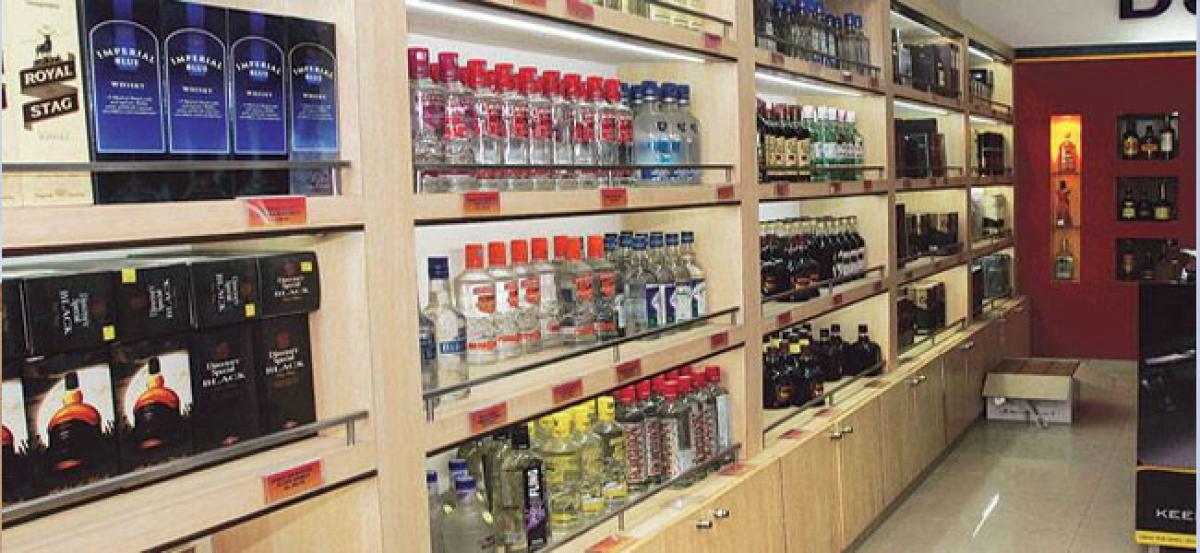 Liquor shops to remain closed on weekends if BJP wins in Telangana State