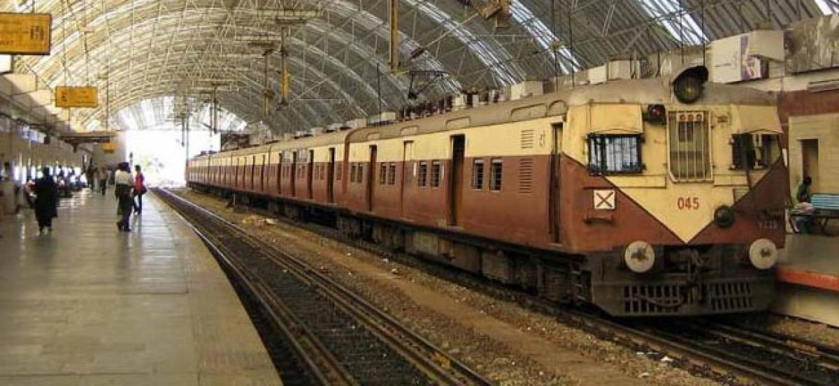 Chennai cop comes to the rescue of woman, prevents rape bid on MRTS train