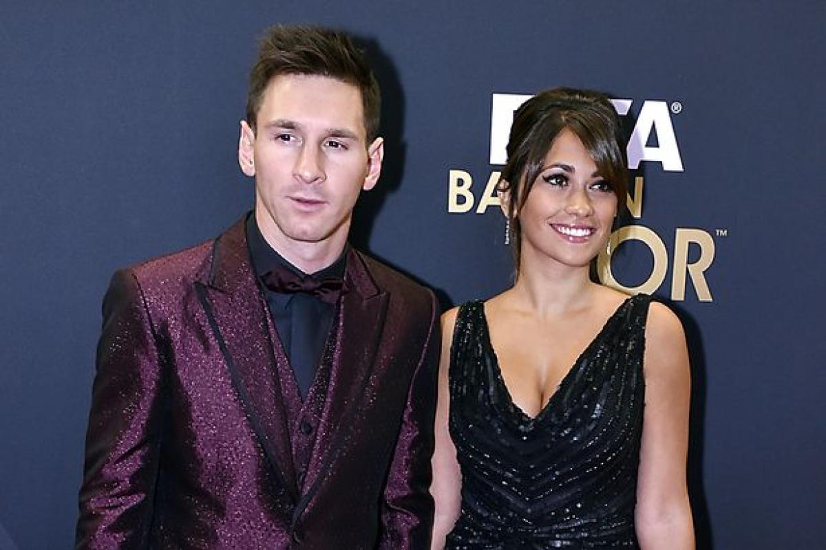 Wedding of the century: Lionel Messi marries childhood sweetheart Antonela Roccuzzo