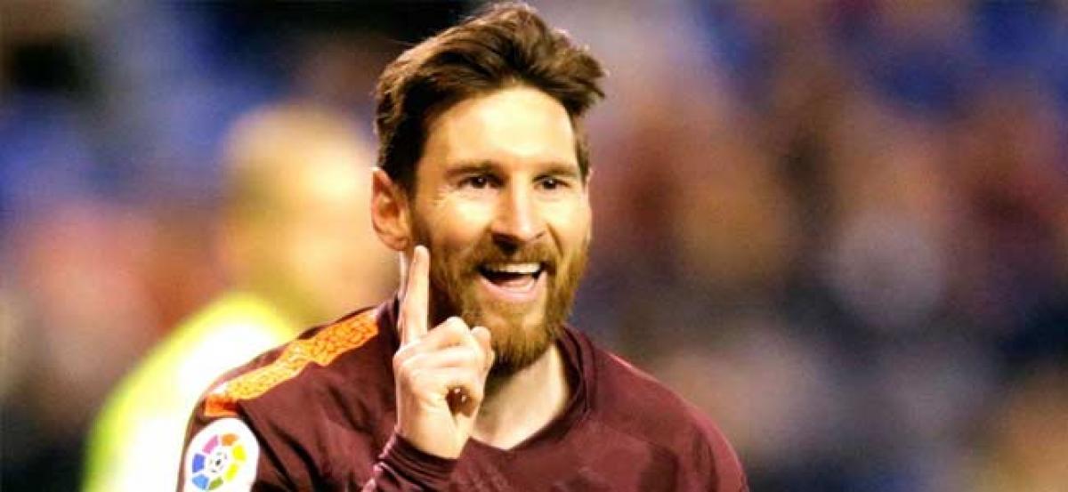 Barcelona clinch La Liga title in style as Lionel Messi hat-trick downs Deportivo La Coruna