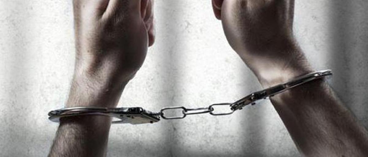 3 arrested for duping people on pretext of arranging loans