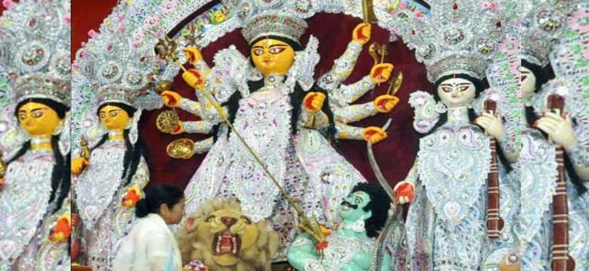 SC refuses to stop West Bengal govt grant to puja organisers, issues notice
