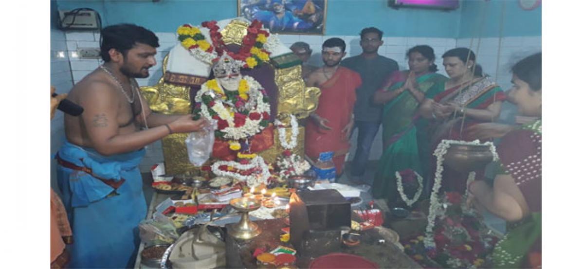 Guru Purnima: Devotees throng Saibaba temples