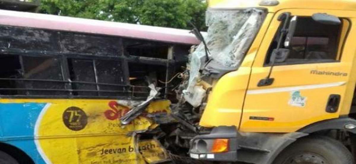 16 sustain serious injuries in RTC Bus-Lorry collision