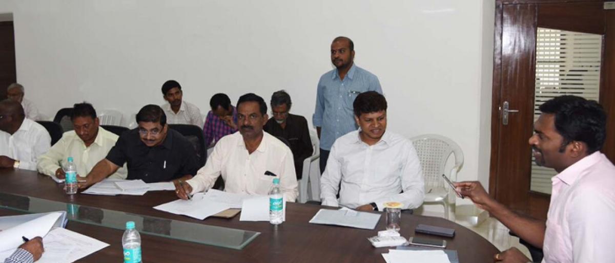 Mahbubnagar Collector orders acceleration of land acquisition