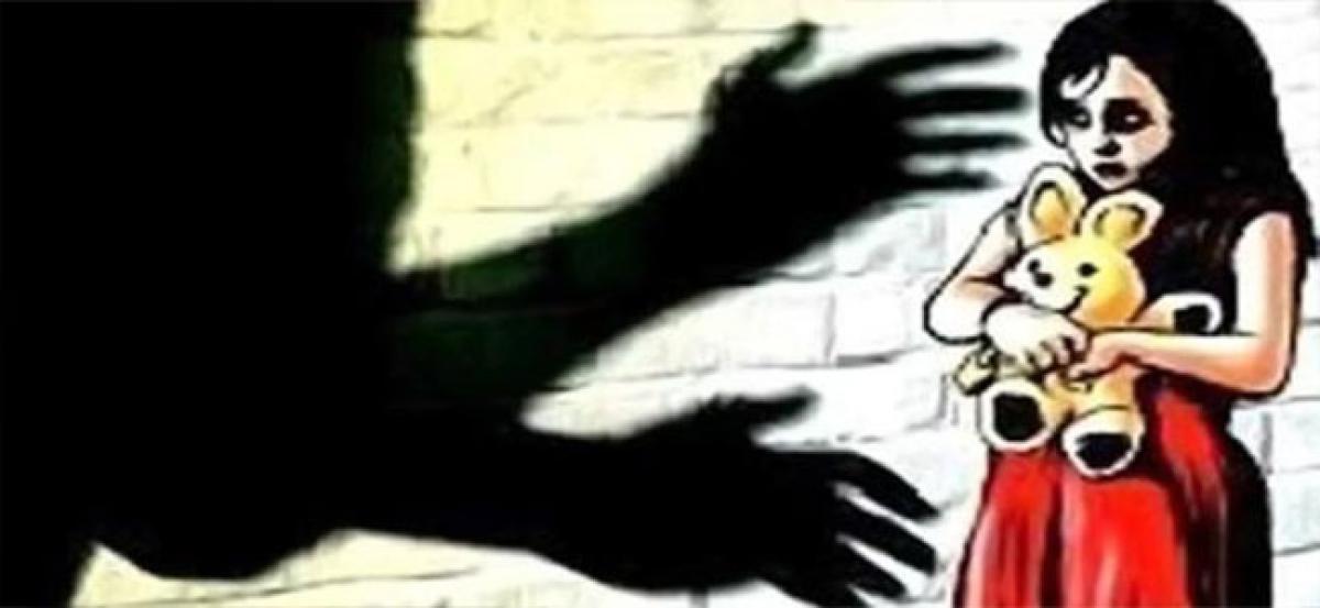 Minor rapes 5-year-old girl