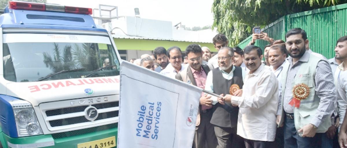 Kejri launches volunteers’ mobile medical service