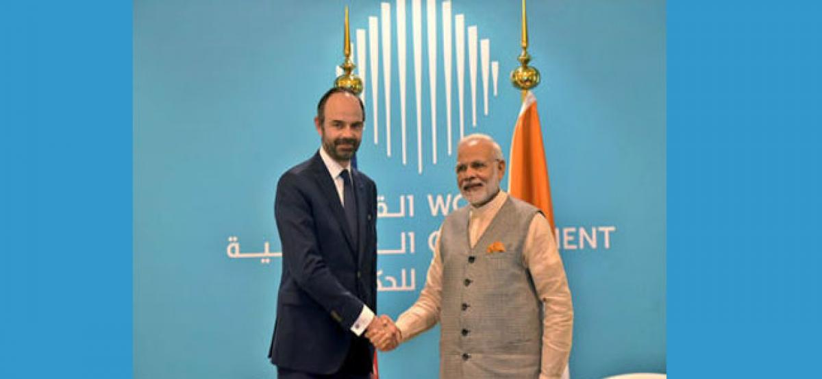 Modi, French PM discuss strengthening strategic partnership