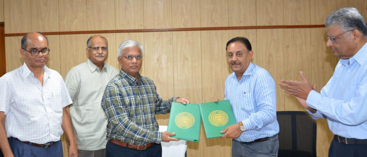 PJTSAU, CII ink MoU to boost farm sector