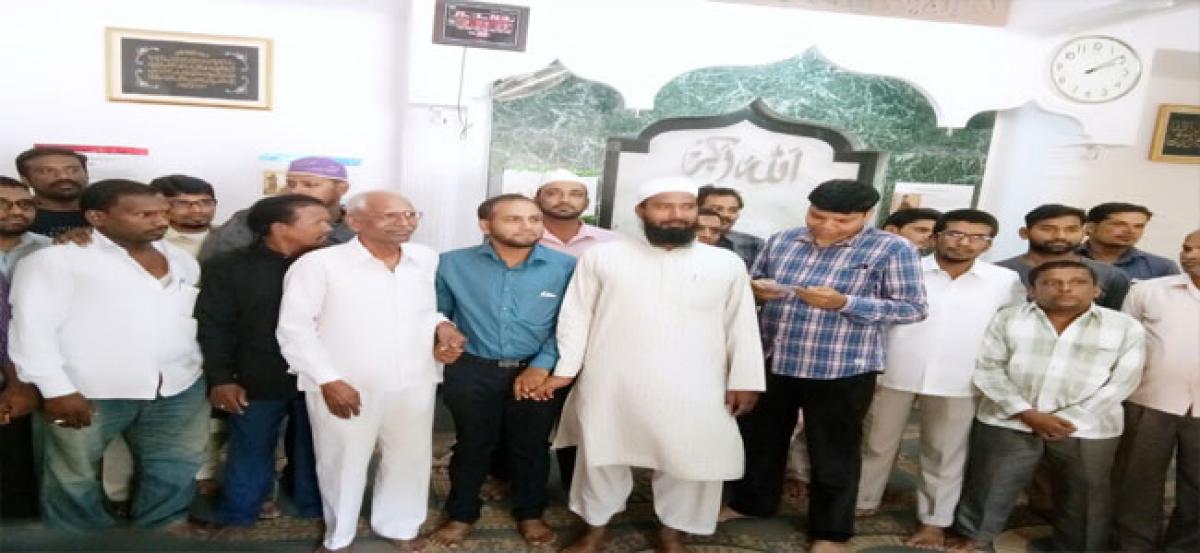 Open mosque held at Allapur Mosque