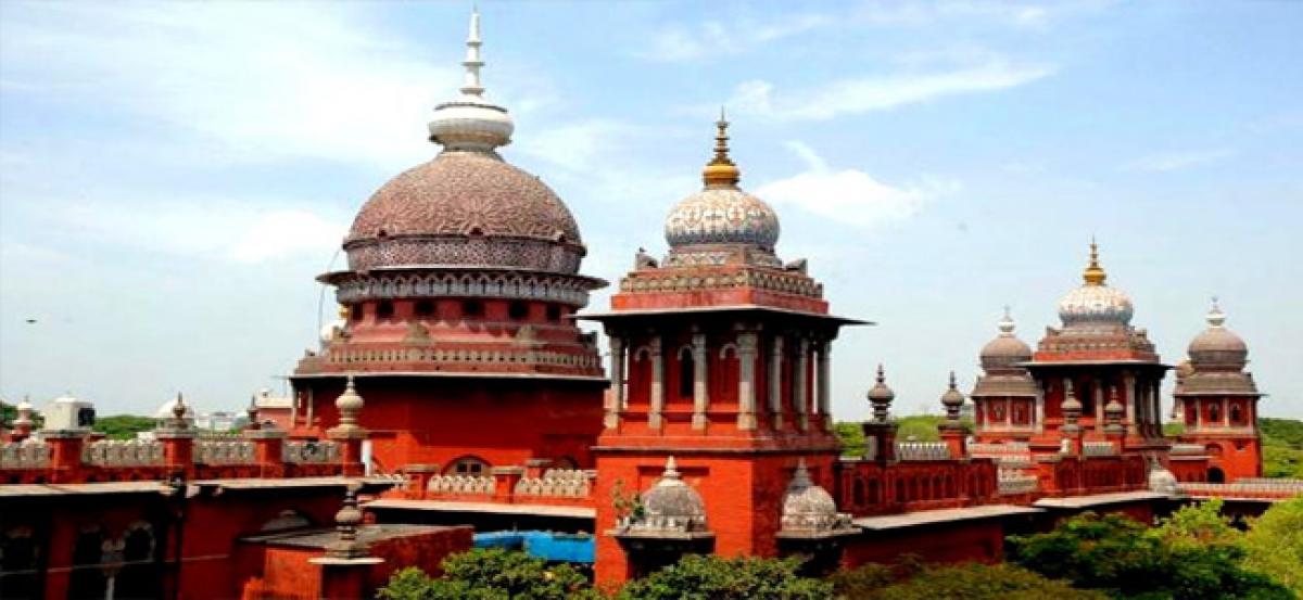 Civic polls issue: HC issues notice to IAS officials