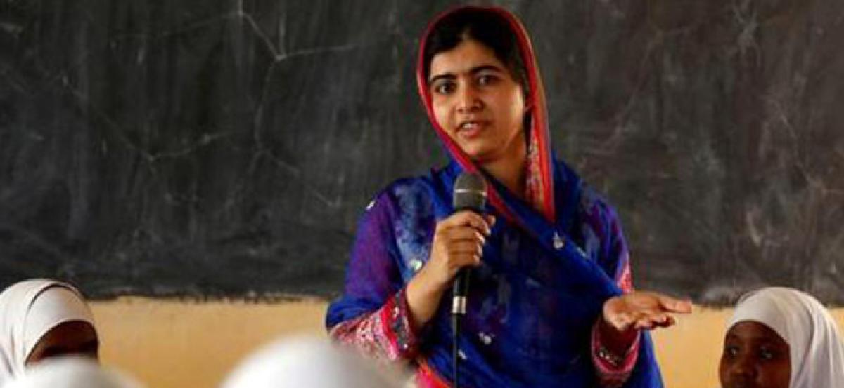 Malala Yousafzai attends first lecture at Oxford