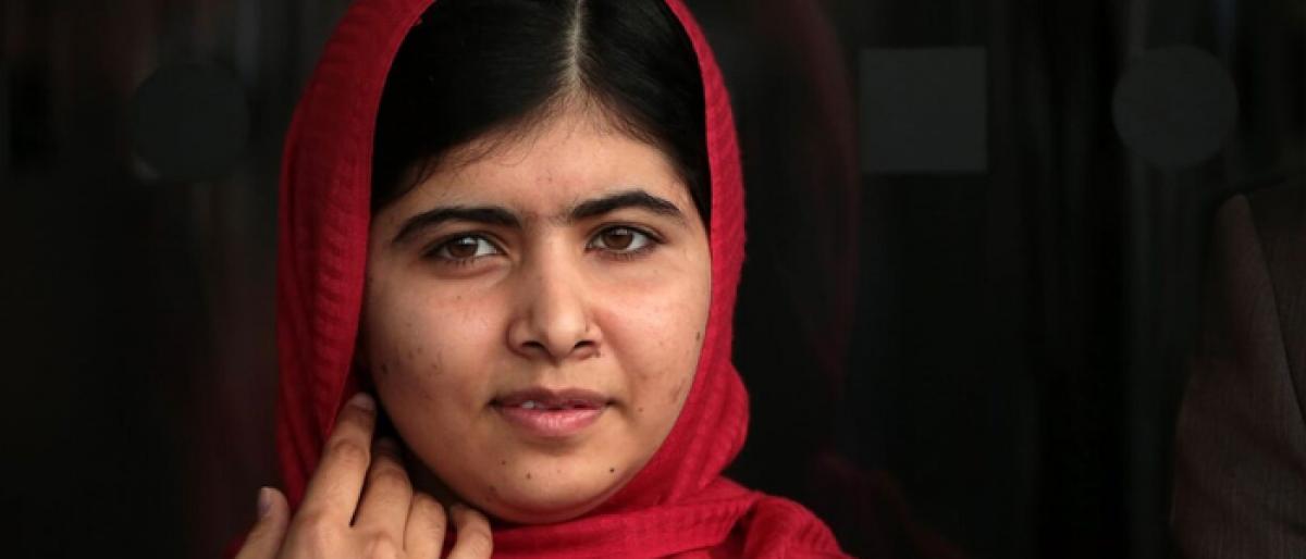 Malala paints portrait of slain Rio councilwoman