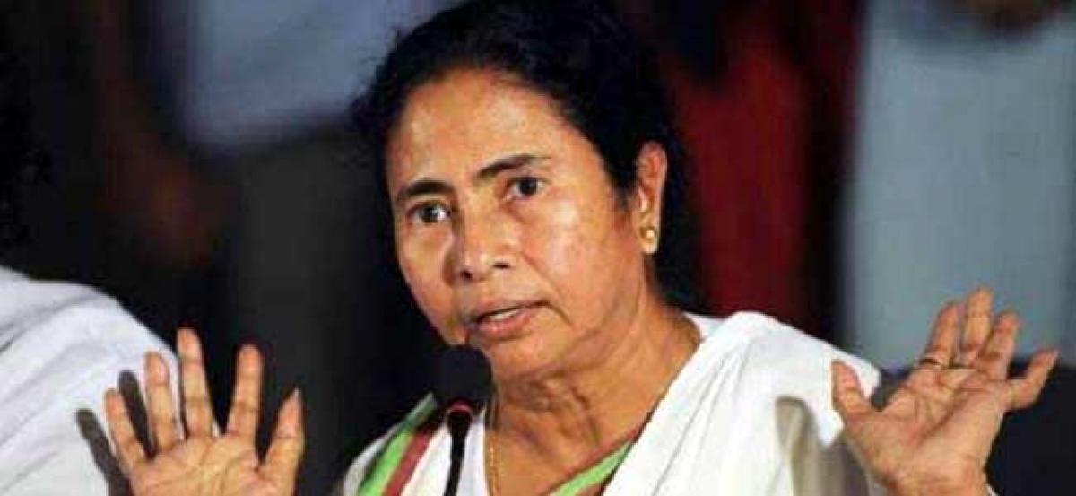 Mamata wishes ex-CM Bhattacharya on his birthday