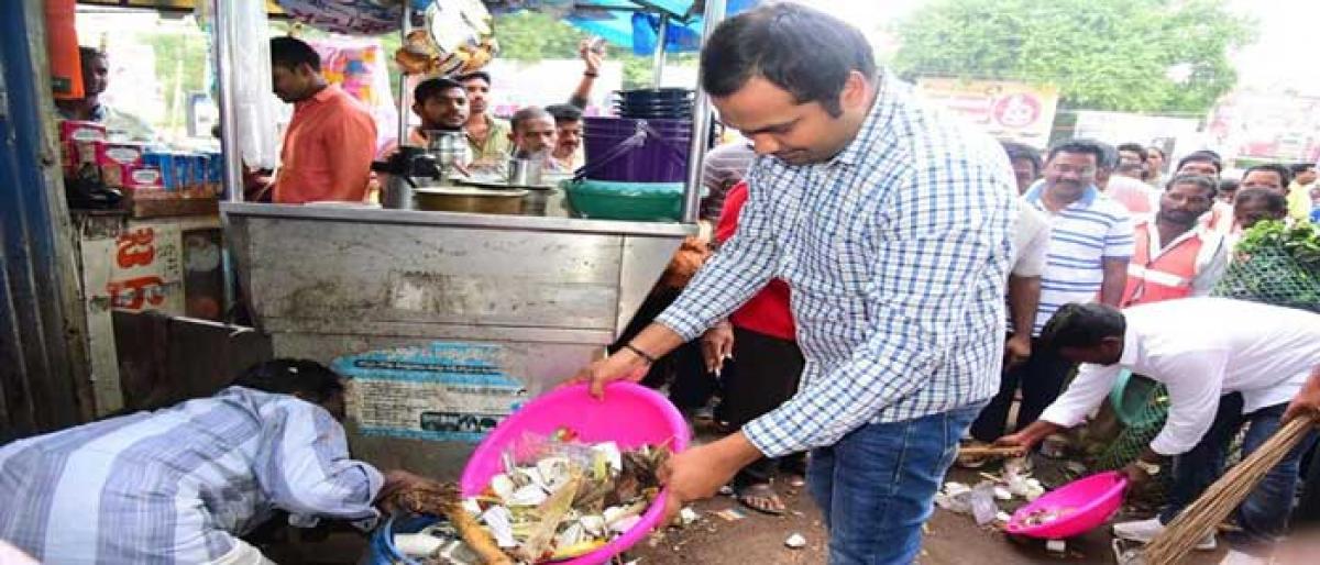 Everyone should participate in Swachh Bharat: Mancherial Collector