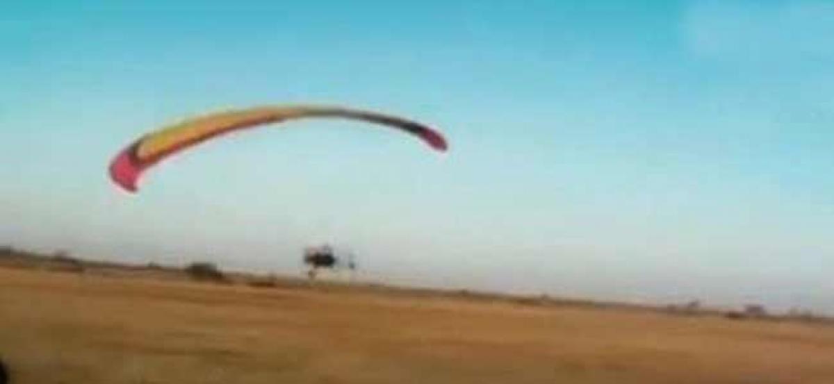 MP: Two injured as Para-glider crashes minutes after take-off