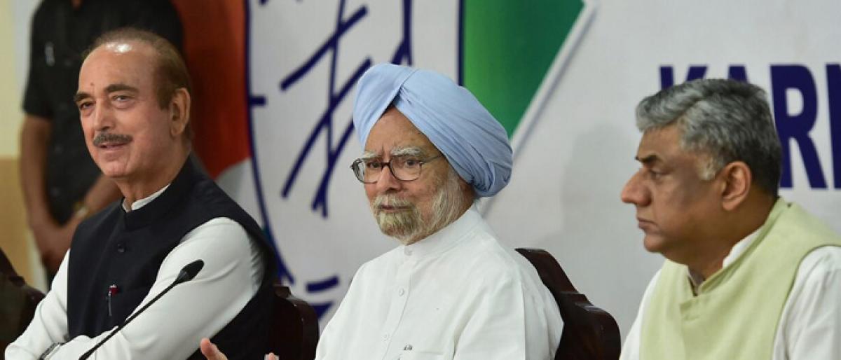 Economy systematically dismantled: Manmohan