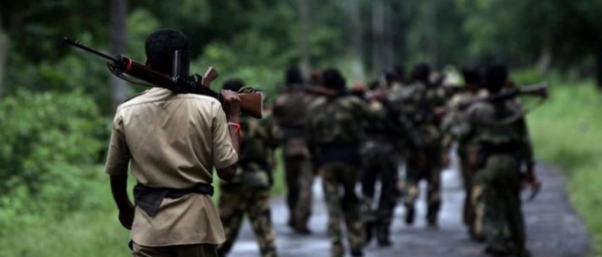 15 dead Maoists fished out of Indravati river