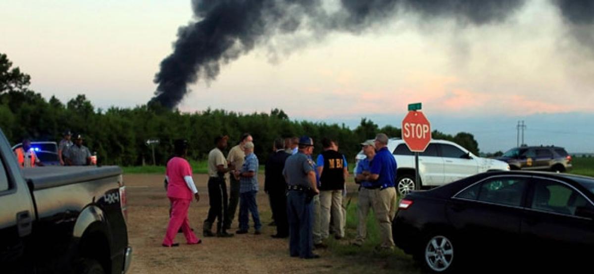 Death toll rises to 16 after US military plane crashes in Mississippi