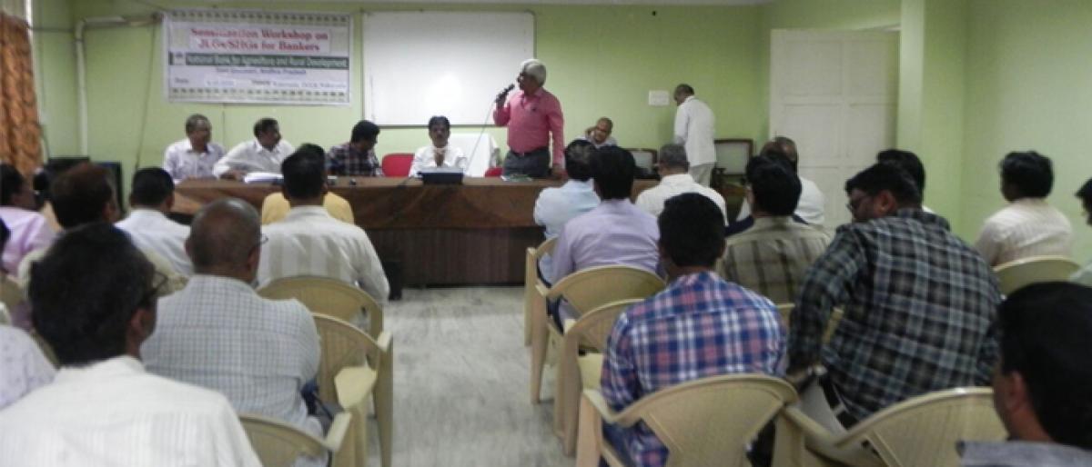 Meet on financing JLGs held in Kakinada