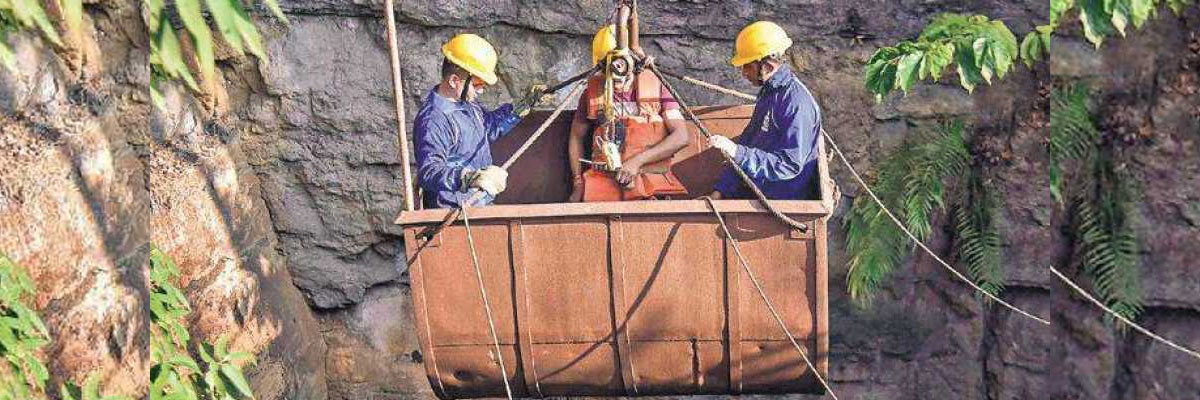 Technical snag in pumps hinder rescue operations in Meghalaya mine