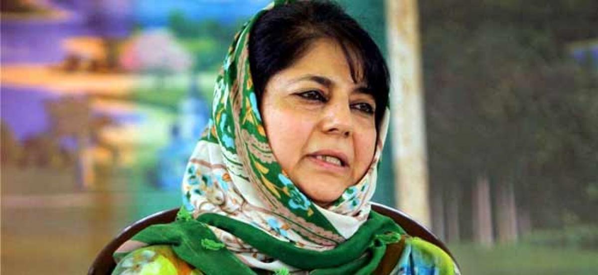 J-K: Mehbooba for better relations with Imran Khan