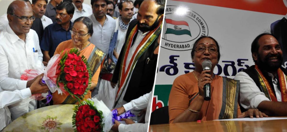 All legislators should vote as per their conscience: Meira Kumar