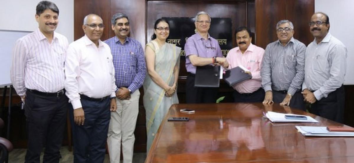 AAI inks performance MoU with Civil Aviation Ministry