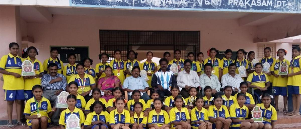 Ekalavya Model Residential School wins overall championship