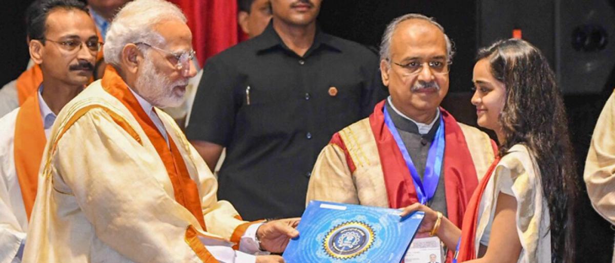 Innovate or stagnate: Modi at IIT Bombay convocation