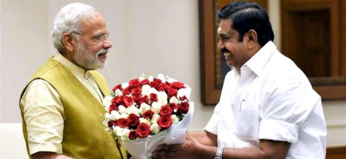 PM Modi dials CM Palaniswami as Cyclone Ockhi batters Tamil Nadu, assures assistance