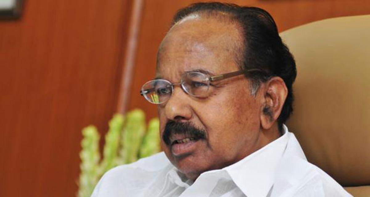 Veerappa Moily invites TDP to join UPA