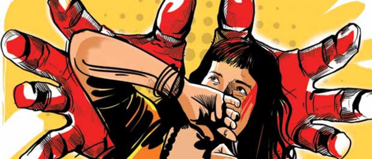 Case against elderly man for molesting minor girl