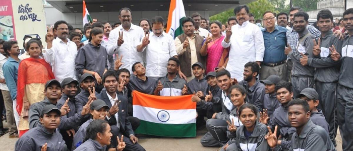 Tribal and SC students Mountaineers Honoured