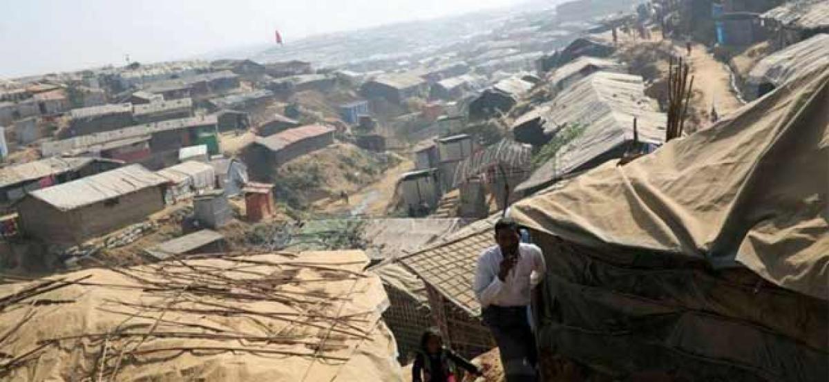 Bangladesh protests against Myanmar troops at border near Rohingya shelters