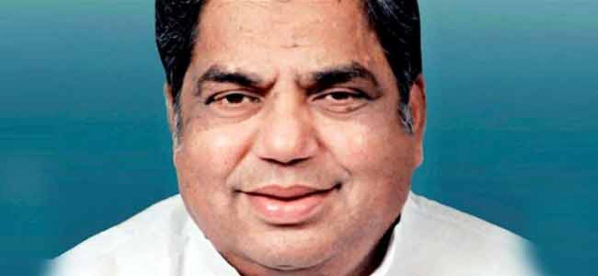 Former Karnataka CM N Dharam Singh who passed away this morning was Ajatashatru: Friends