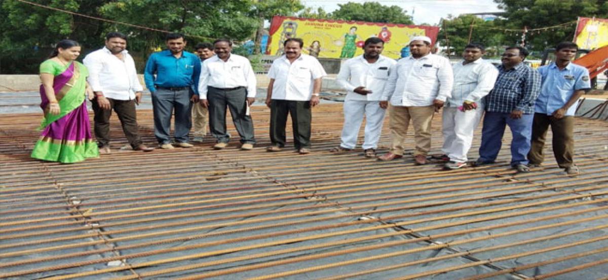 Shanthi assures completion of bridge within a week