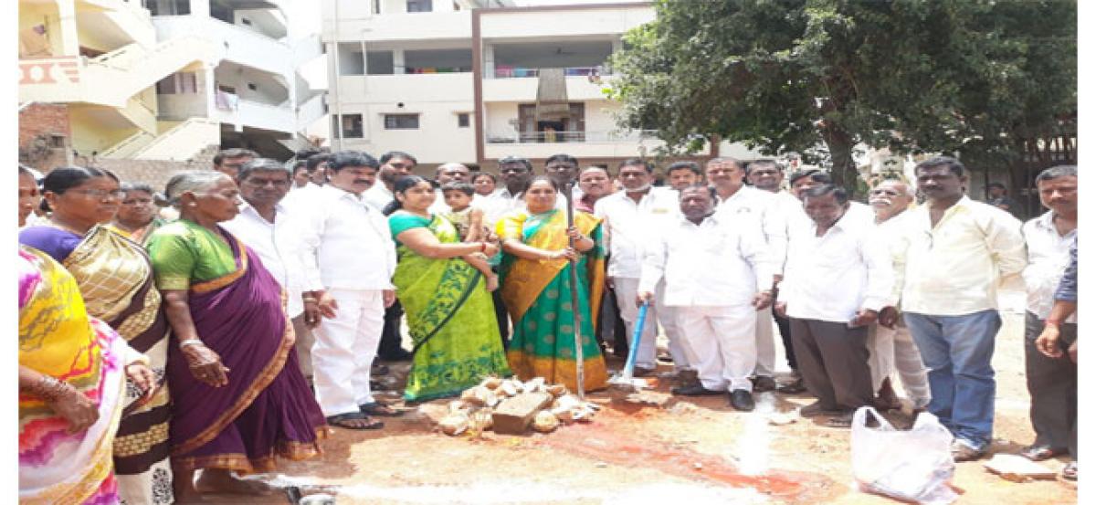 Sangeetha lays foundation for CC roads, pipeline works