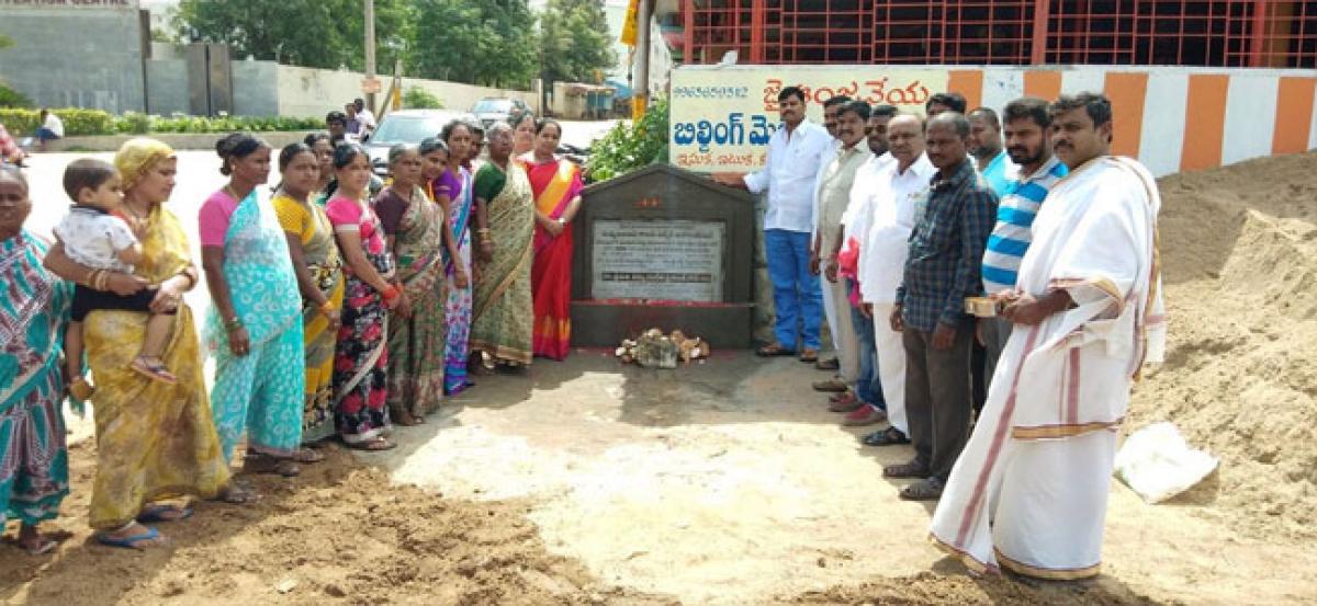 Sangeetha lays stone for pipeline works
