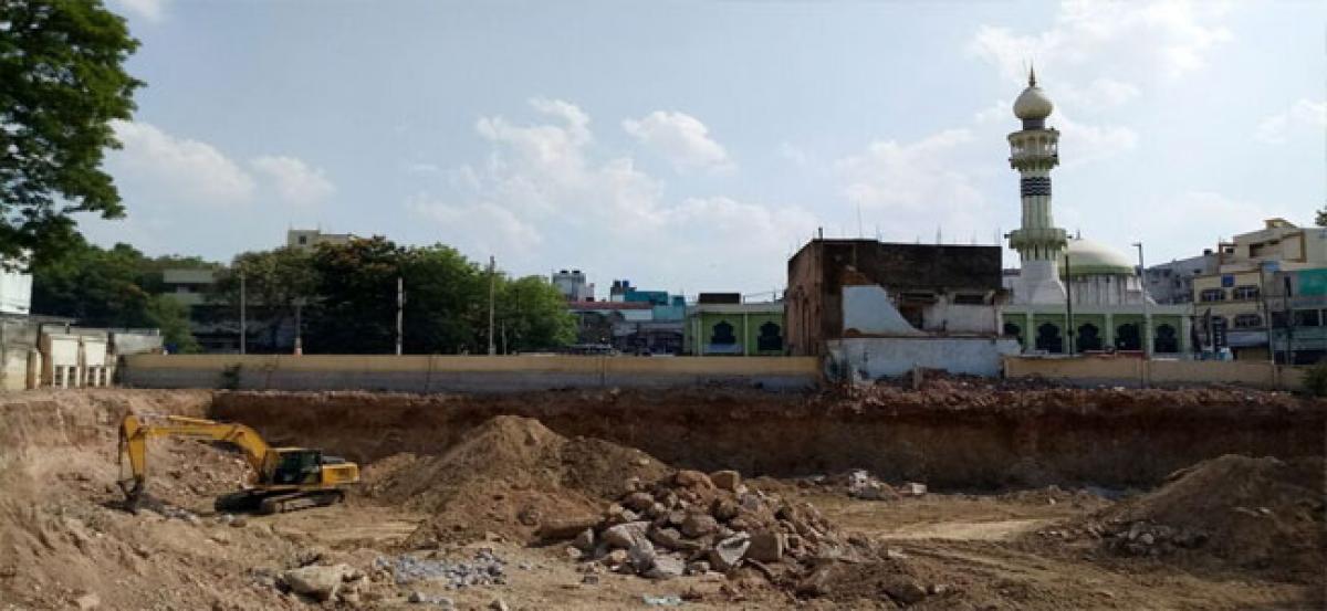 Excavation works opp Ek minar masjid